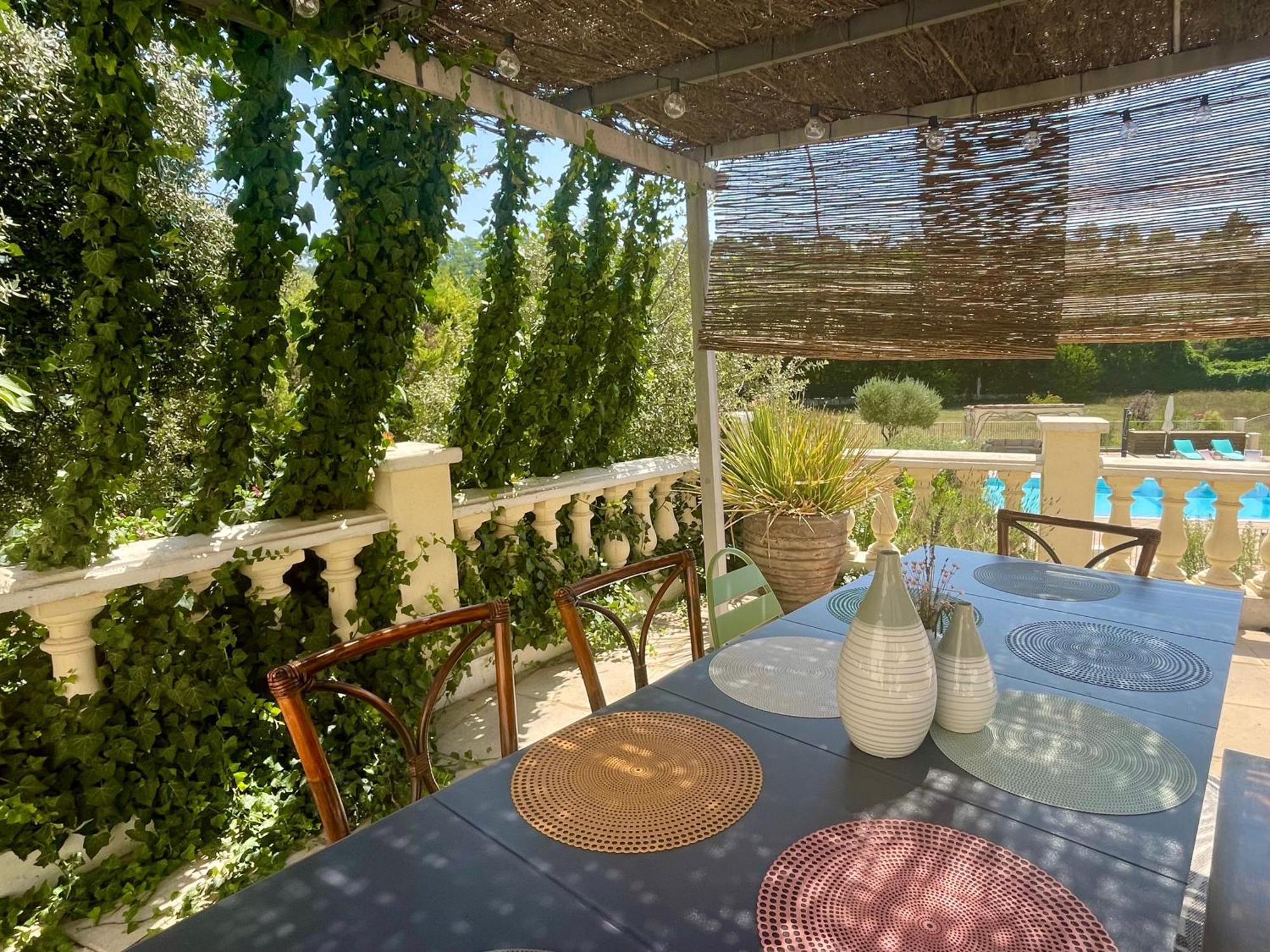 Вилла Les Terrasses De Valerian Бриньоль Экстерьер фото